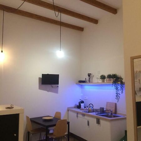 Casa Vittoria Lägenhet Salerno Exteriör bild