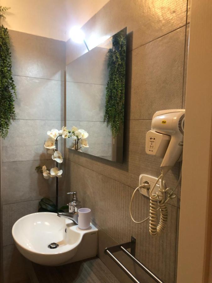 Casa Vittoria Lägenhet Salerno Exteriör bild