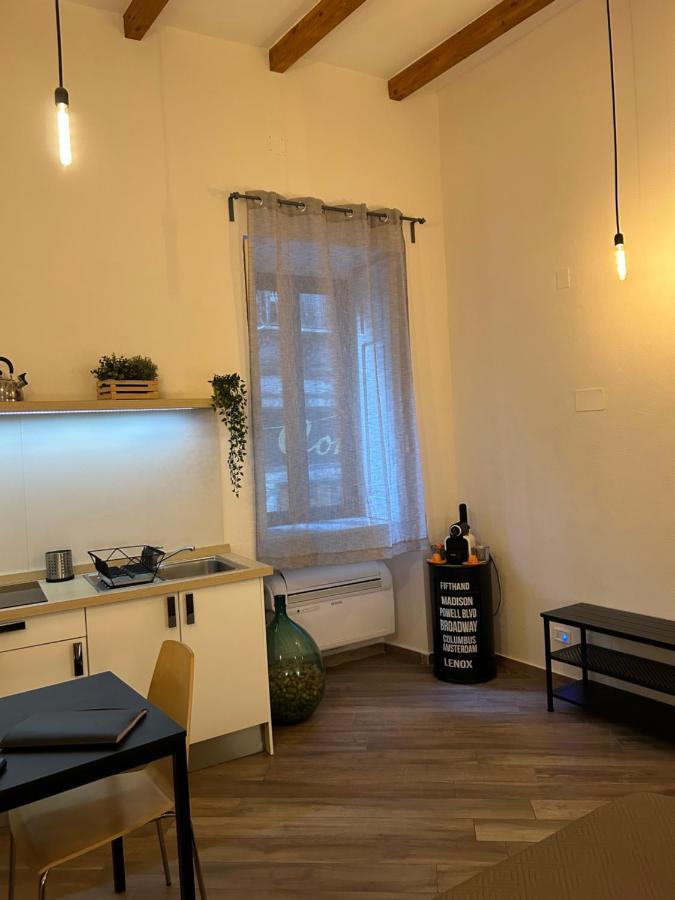Casa Vittoria Lägenhet Salerno Exteriör bild