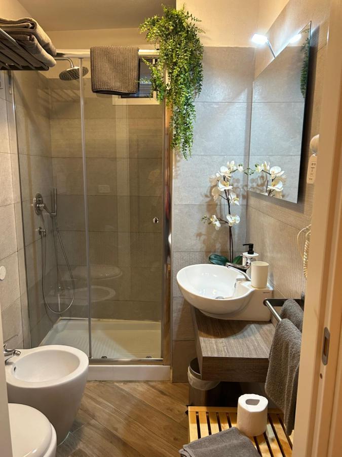 Casa Vittoria Lägenhet Salerno Exteriör bild