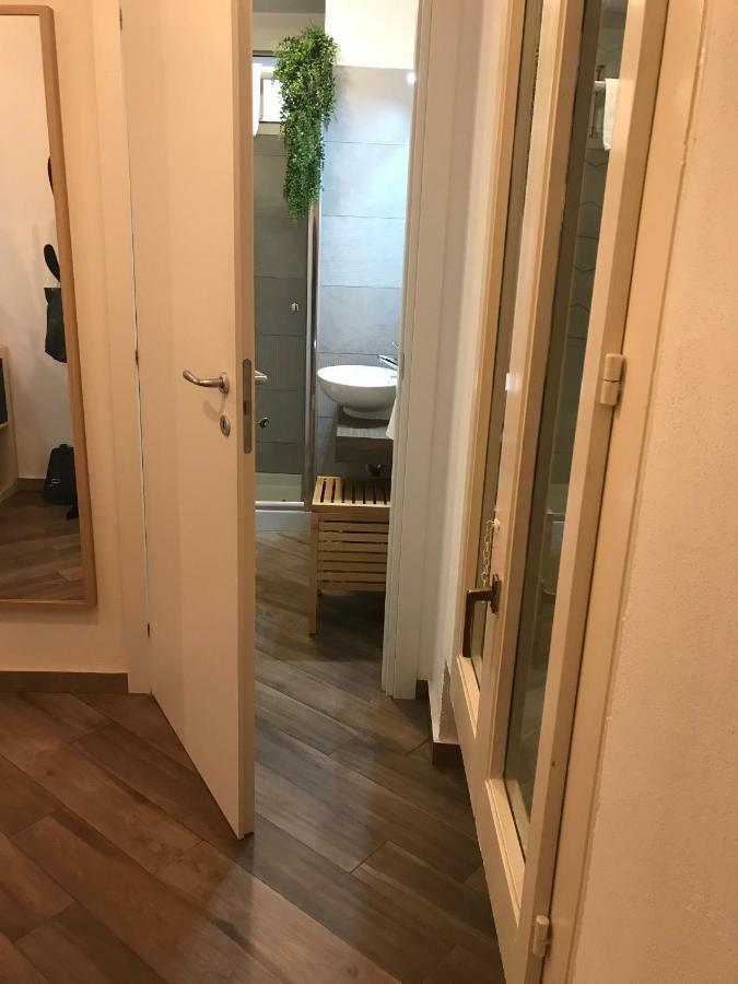 Casa Vittoria Lägenhet Salerno Exteriör bild