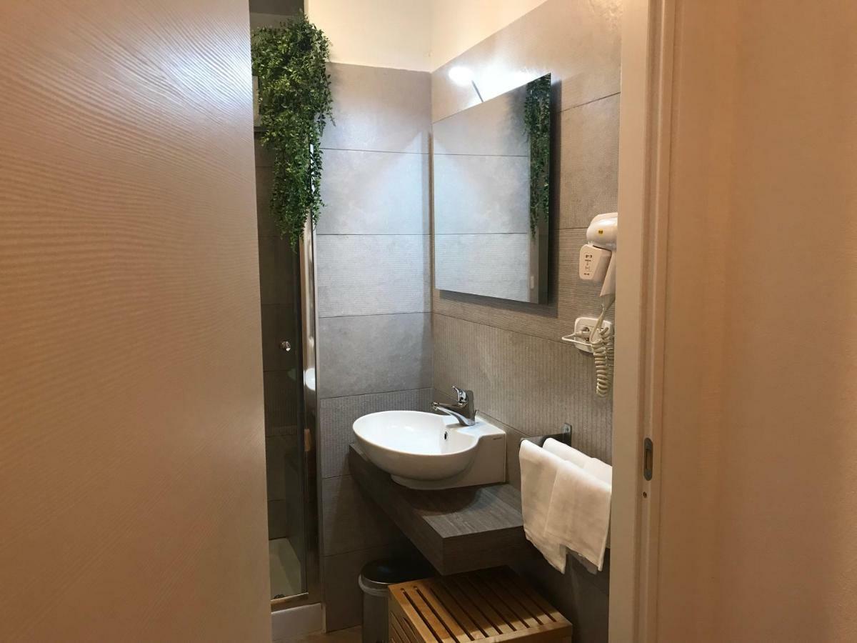 Casa Vittoria Lägenhet Salerno Exteriör bild