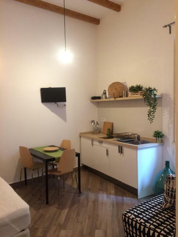 Casa Vittoria Lägenhet Salerno Exteriör bild