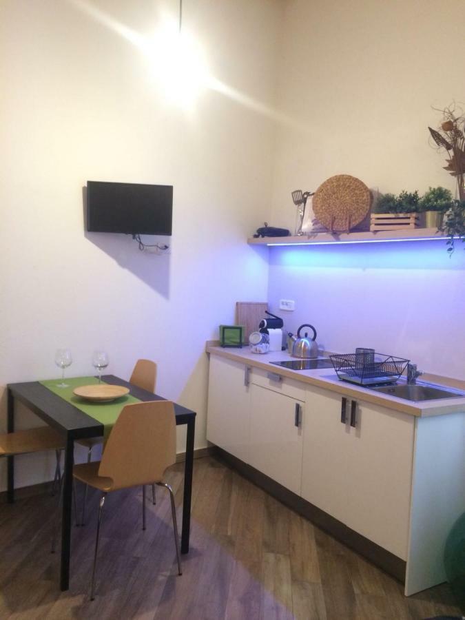 Casa Vittoria Lägenhet Salerno Exteriör bild